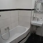 Pensionat - Center 3*
